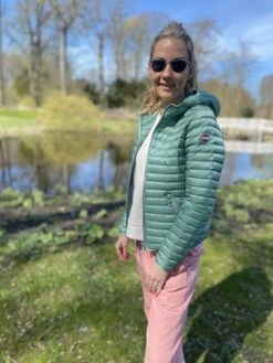 Colmar Women's Sporty Hooded Dunjakke - Dame - Honduras (naturgrøn) 12 Colmar Women's Sporty Hooded Dunjakke - Dame - Honduras (naturgrøn) -BUB Snow Butik colmar womens sporty hooded dunjakke dame honduras naturgroen 580x773p 4