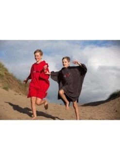 Frotté Badeponcho | Børn | Slate/Grey -BUB Snow Butik dryrobe frotte badeponcho boern slategrey 580x773p 3