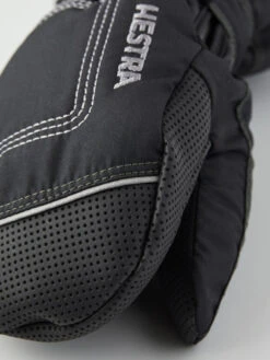 Hestra Baby Zip Long Vante - Børn - Black 10 Hestra Baby Zip Long Vante - Børn - Black -BUB Snow Butik hestra baby zip long vante boern black 580x773p 3