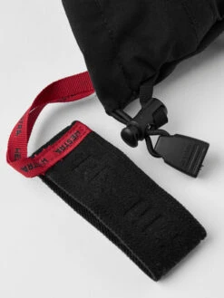 Hestra Heli Ski Female 3-Finger Skihandsker - Dame - Black/Off White -BUB Snow Butik hestra heli ski female 3 finger skihandsker dame blackoff white 580x773p 3