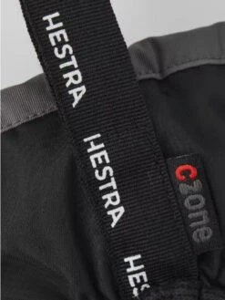 Hestra Junior Gauntlet CZone 5-finger Skihandske - Børn - Black/Graphit -BUB Snow Butik hestra junior gauntlet czone 5 finger skihandske boern blackgraphit 580x773p 1