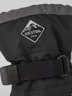 Hestra Junior Gauntlet CZone 5-finger Skihandske - Børn - Black/Graphit -BUB Snow Butik hestra junior gauntlet czone 5 finger skihandske boern blackgraphit 580x773p 3