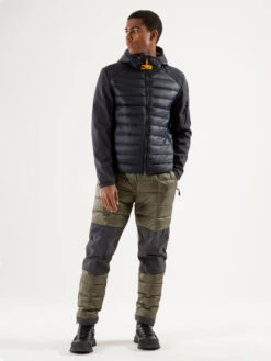 PARAJUMPERS Men's Kinari Jakke - Herre - Pencil (møklebå/sort) -BUB Snow Butik parajumpers mens kinari jakke herre pencil moeklebaasort 580x773p 2